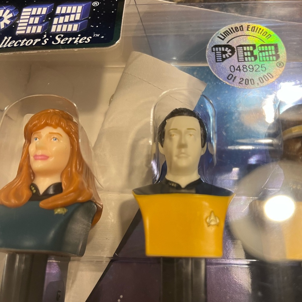 New in Original Box Pez, Star Trek The Next Generation Collectible Set No. 48925 - Picture 10 of 10